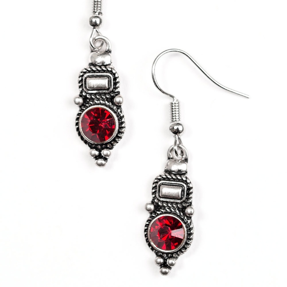 Glittering Grandeur Earrings in Red